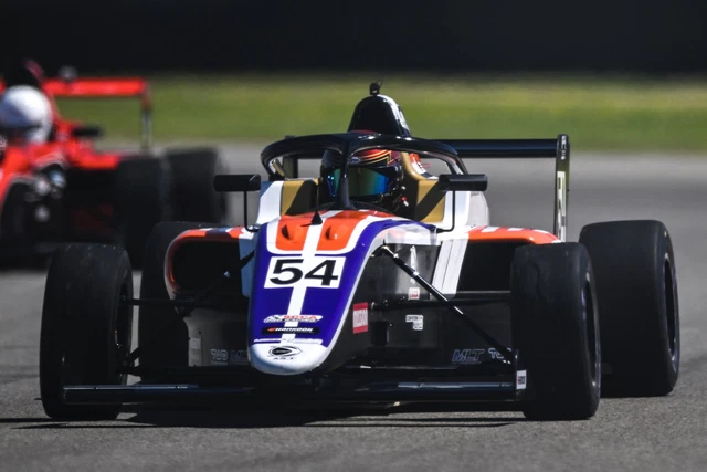 Clemente Huerta sale a buscar la mejor posición en la grilla del campeonato F4 de USA. 2 image 8