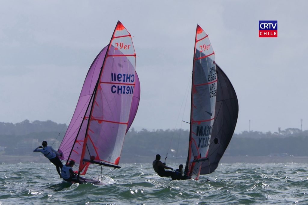 Juan Pablo Ramírez y Agustín Segovia alcanzaron el tercer lugar en la competencia realizada en Punta del Este, Uruguay. 2 SUDAM 29er 03