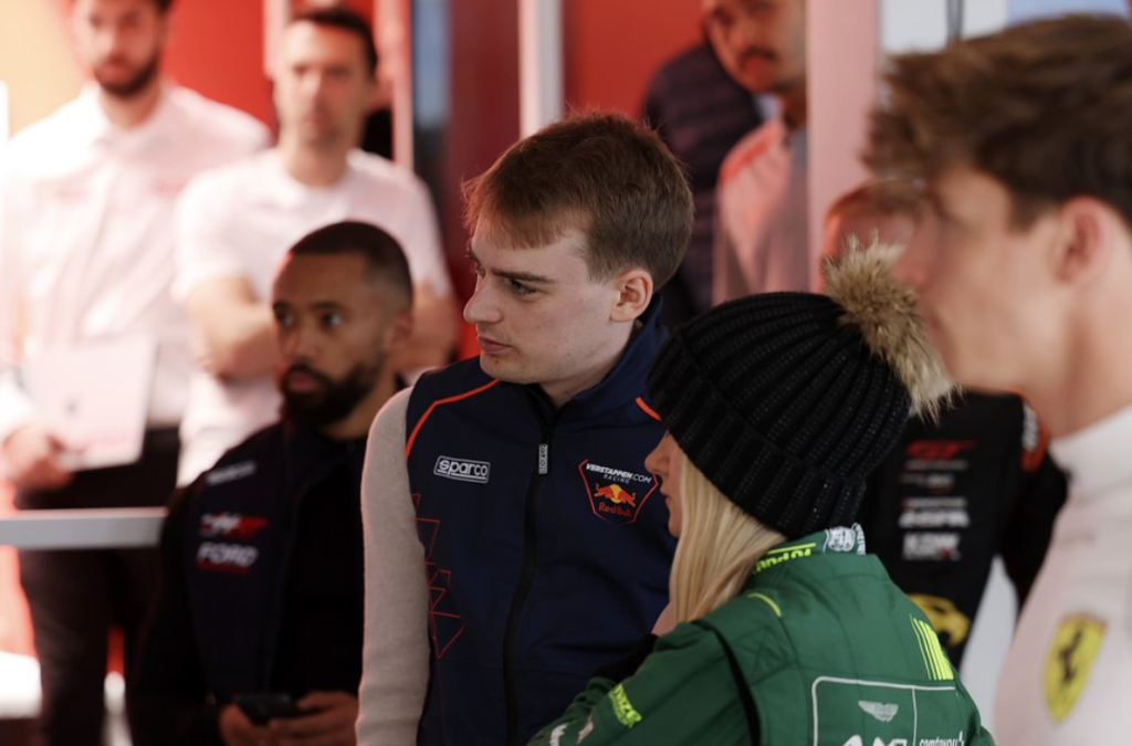 Benjamin Hites competirá por el podio en las 24 horas de Nurburgring. 5 image 27