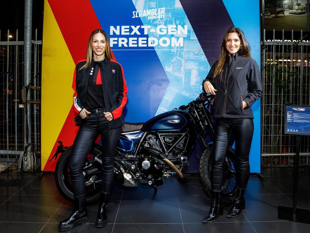 Ducati Scrambler 10ht Anniversary Rizoma 1