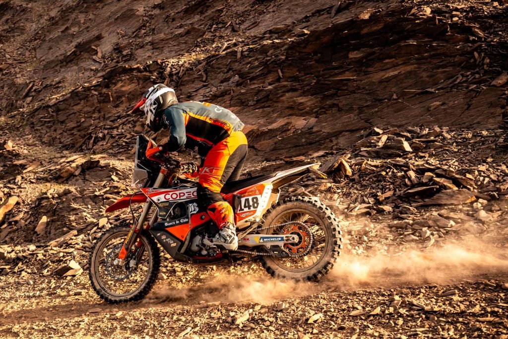 Tomás De Gavardo: “En el Dakar 2027, quiero estar entre los 20 mejores". 2 Tomas de Gavardo 22