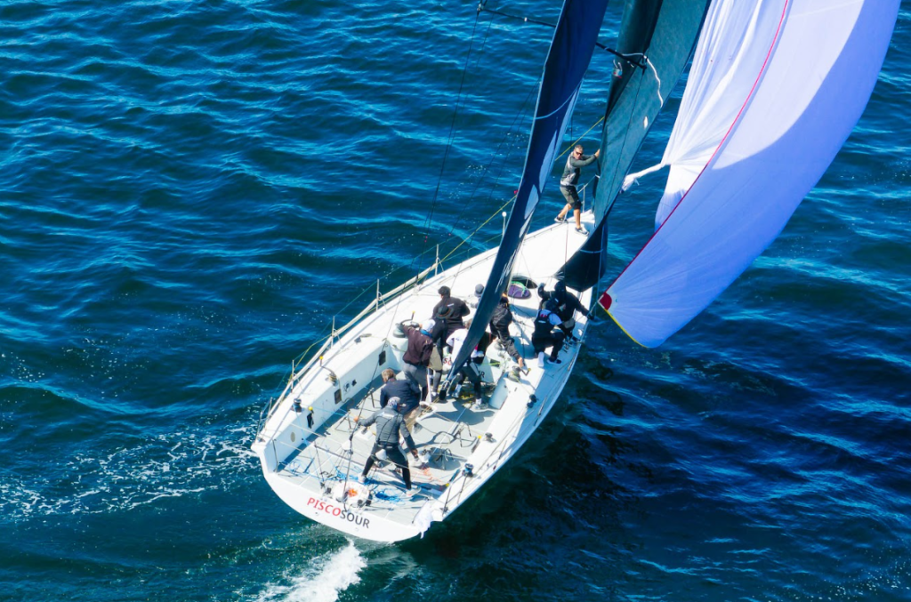 Veleristas de la regata Aramco Chilóe y desafío Levantemos Chile se unen. 3 image 42