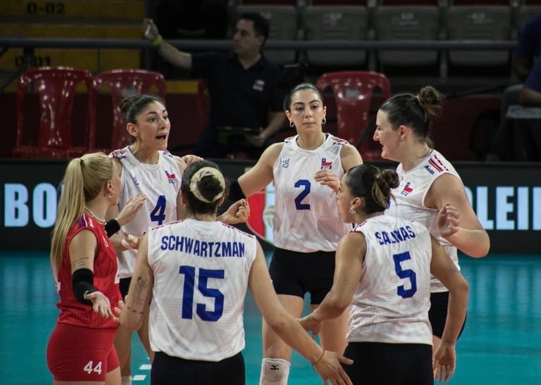 Las “Guerreras Rojas” finalizan cuartas en Lima