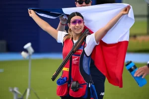Inolvidable: Francisca Crovetto toca el cielo en París y gana un inédito oro