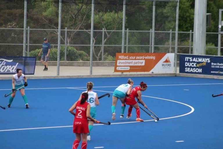Hockey Césped Mujeres +45: Chile empata con Nueva Zelanda y pasa a 4os en Copa del Mundo 