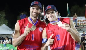 ¡Oro en casa! Los primos Grimalt brillan en Los Andes y hacen historia en el vóley playa