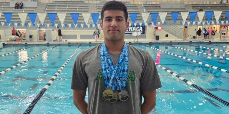Edhy Vargas obtiene 8 medallas y un récord de campeonato en Estados Unidos – Federación Chilena de Deportes Acuáticos