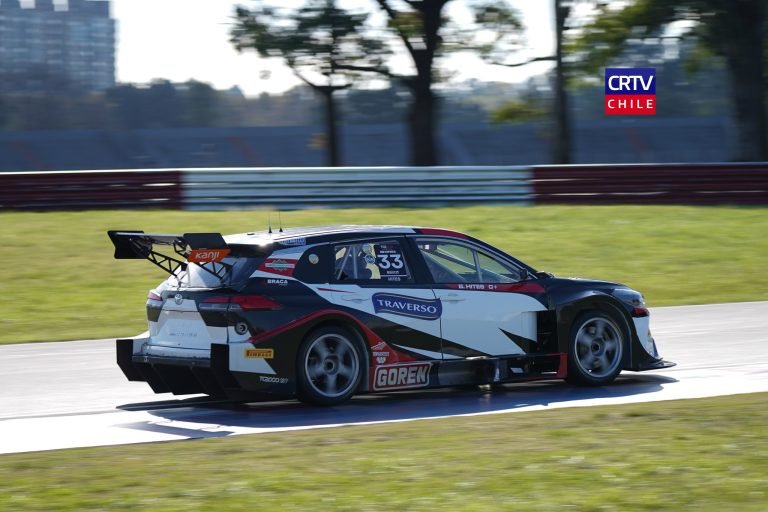 Benjamin Hites arrancó bien en Buenos Aires, pero abandonó por falla mecánica en el TC2000.-