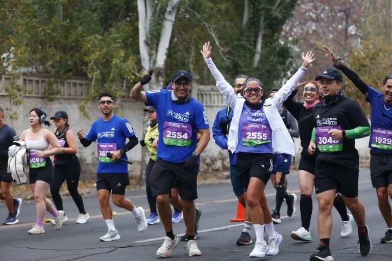 Cami Delpiano, la primera mujer doble trasplantada de pulmón en correr los 42K .