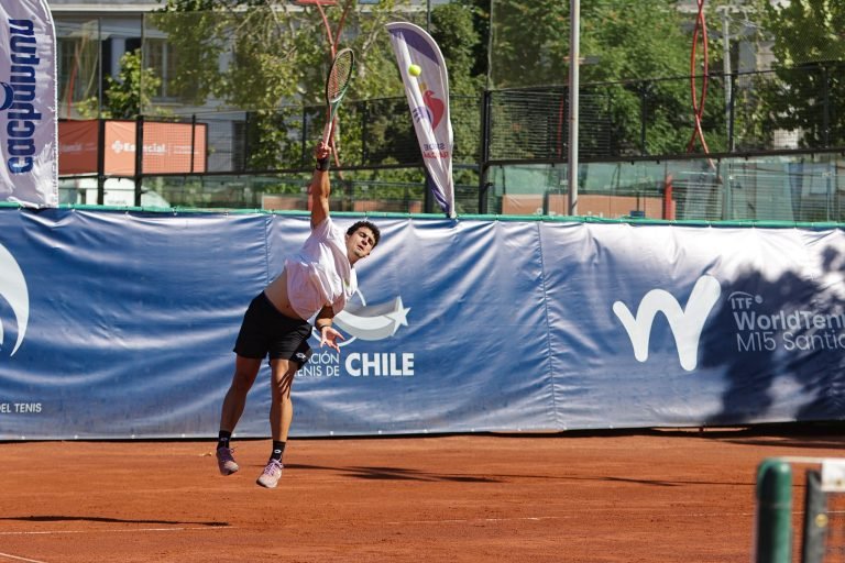 Villalón y Torrealba sacan puntos ATP en Serbia