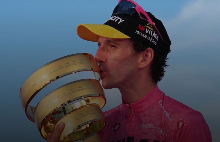 se puso punto Final al Giro del 2025. con eso….Una gran Final!!! y digalo…Simon…Simoon Yaaatesss.