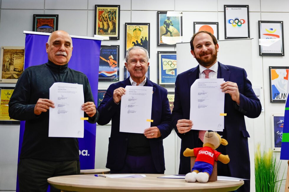 COCh firma convenio con la Municipalidad de Huechuraba