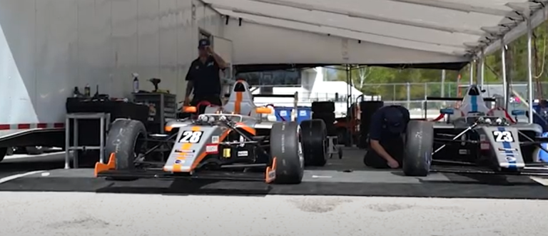 Clemente Huerta fué cuarto en carrera 1 del campeonato de formula 4 de EUA.