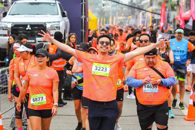 Recomendaciòn para Maratòn……….Dr. Enrique Rubio, director médico del PUMA Maratón de Viña: “La primera regla para disfrutar la carrera es no improvisar”.