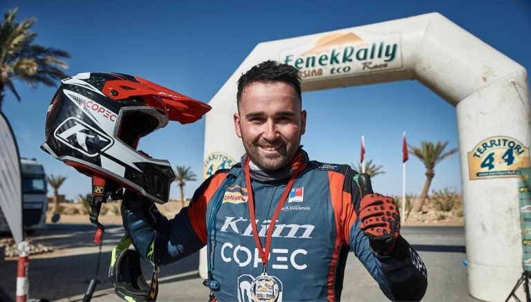 Tomás de Gavardo es campeón del Fenek Rally de Marruecos