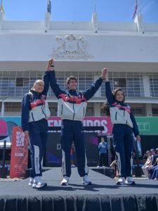 Desfile de lujo: El Team Chile presentó su nueva colección
