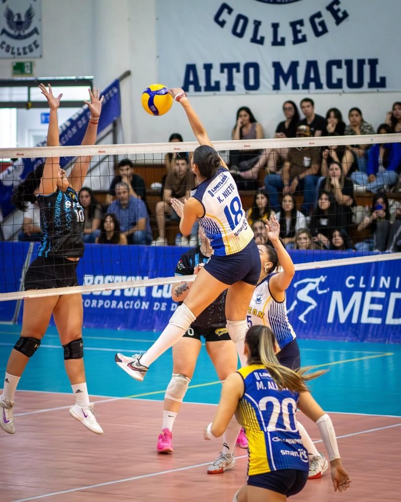 📸 ¡𝐀𝐬𝐢́ 𝐥𝐨 𝐯𝐢𝐯𝐢𝐦𝐨𝐬 Revisa las mejores capturas de las Aguilas 🦅 por la Fecha 2 d 1 819x1024 1