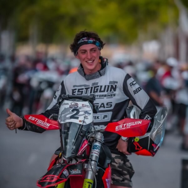 Joven piloto chileno Bruno Bozzo, debuta en Mundial.