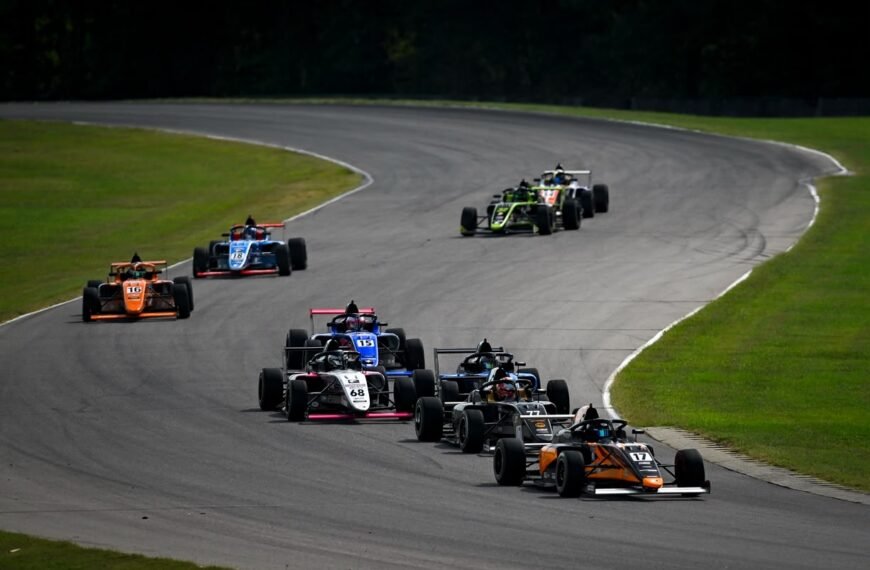 Clemente Huerta regresa feliz a Chile tras su buen momento en la F4 de Estados Unidos.