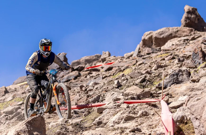Nido de Cóndores reúne a 445 competidores, en el primer «E-Bike Fest by Chaleco López».