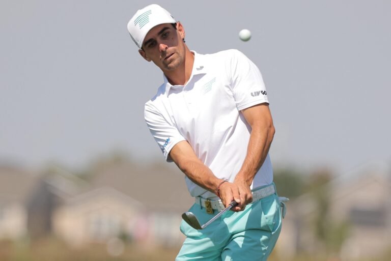 Joaquín Niemann toma el liderato del Abierto de Chile de golf